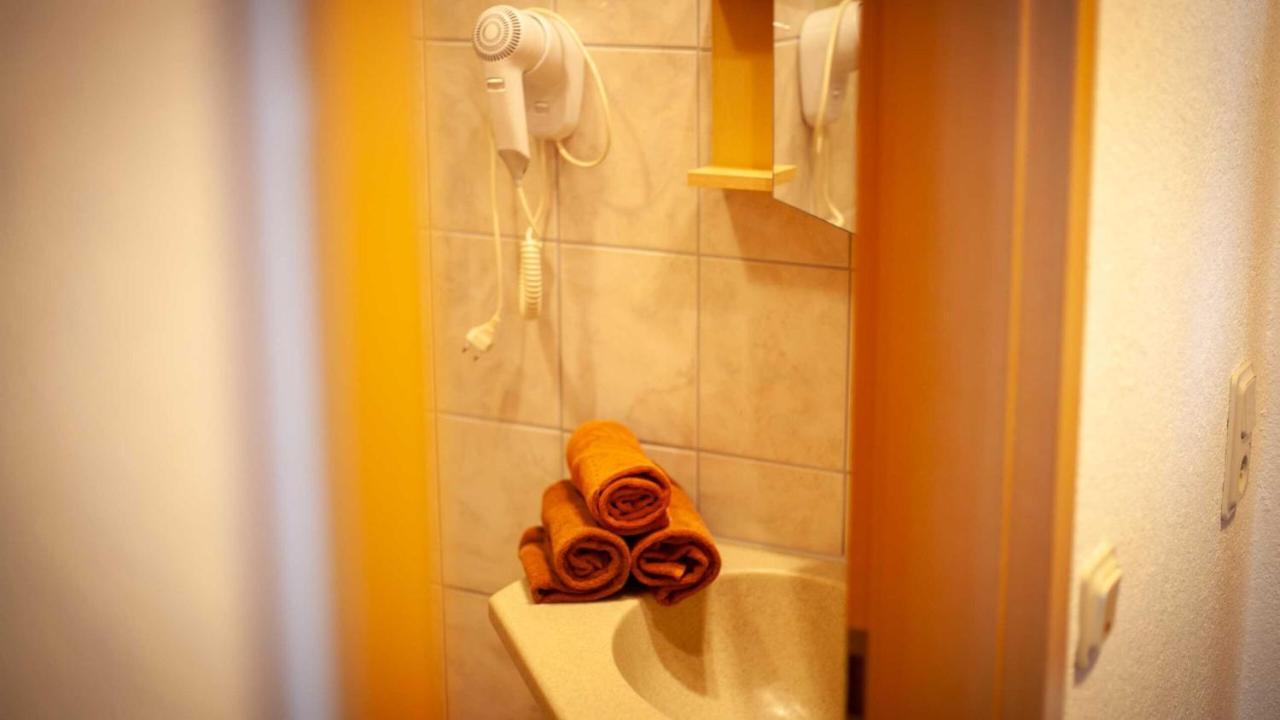 Hotel & Restaurant Zum Hirsch Romhild Dış mekan fotoğraf