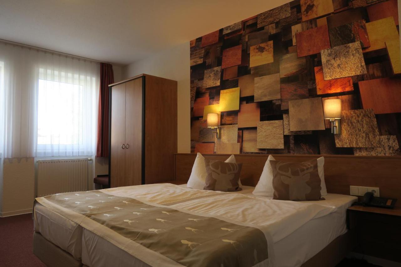 Hotel & Restaurant Zum Hirsch Romhild Dış mekan fotoğraf