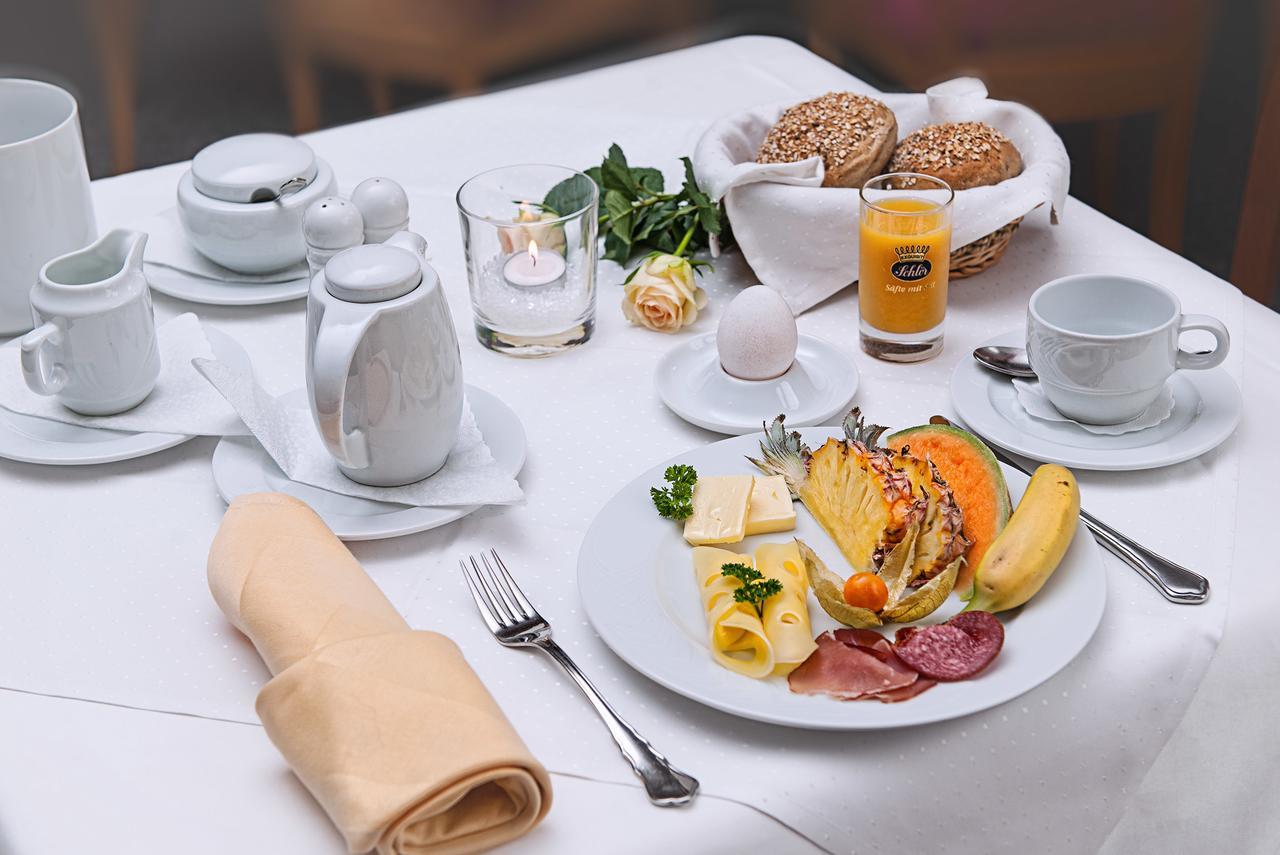 Hotel & Restaurant Zum Hirsch Romhild Dış mekan fotoğraf